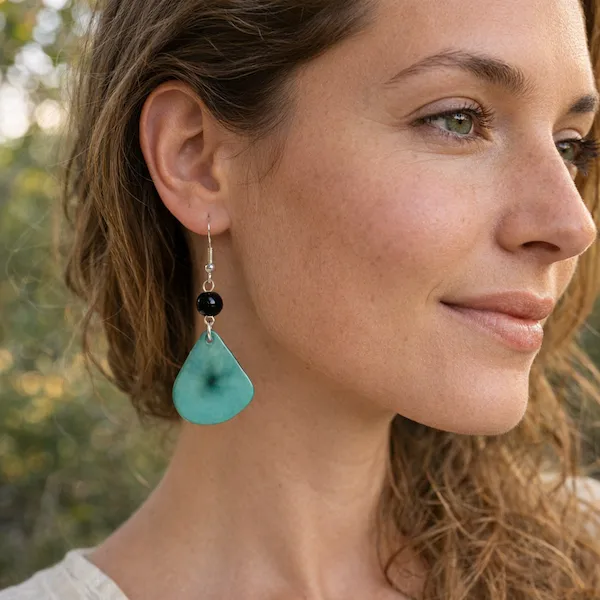 boucles d'oreilles en tagua naturelle légères et fines