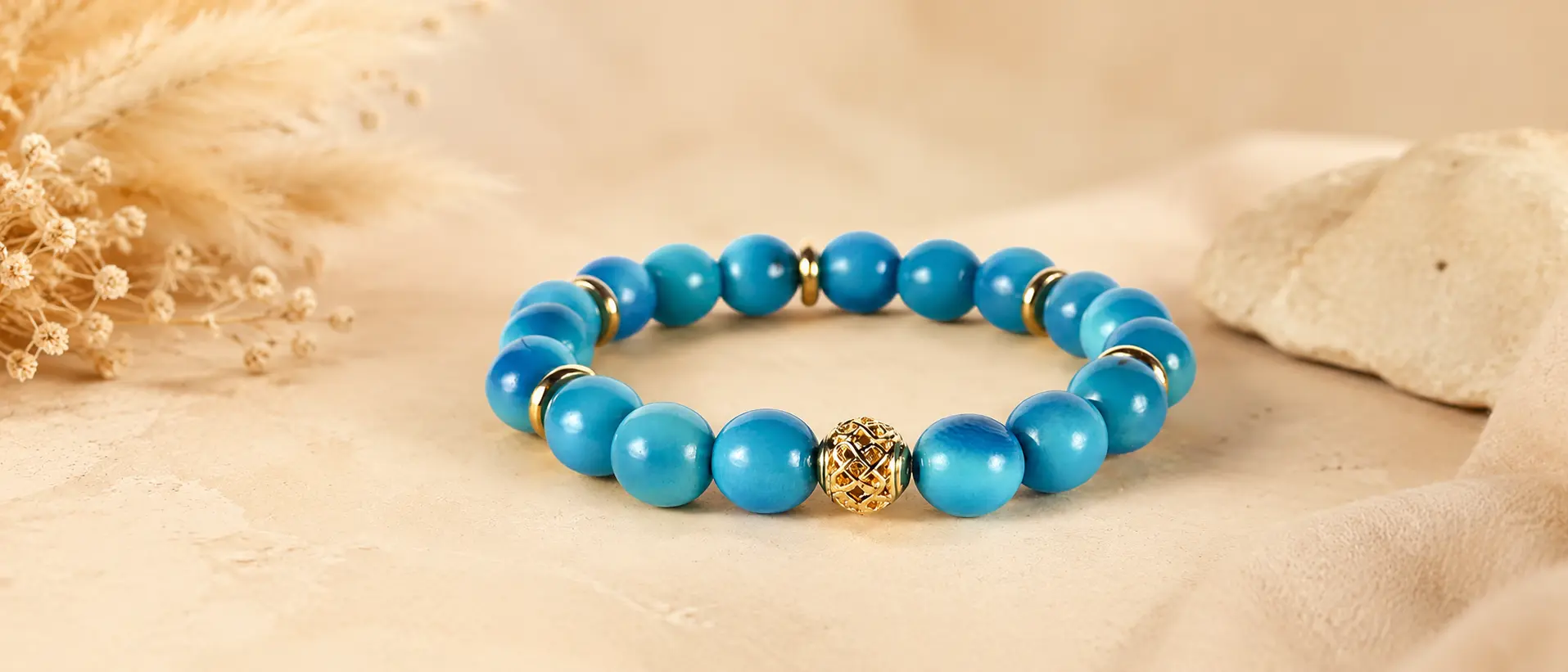 bracelet en perles d'ivoire végétal turquoise fait main