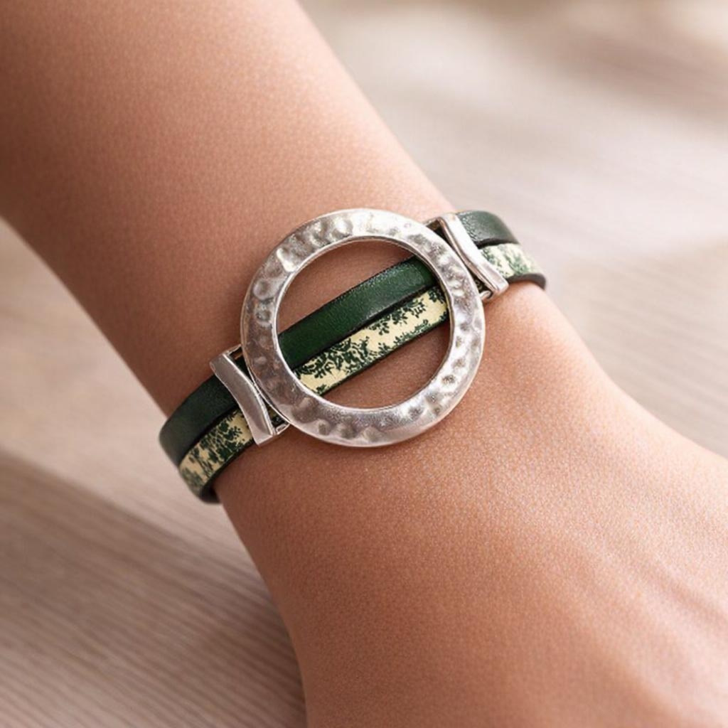 Bracelets cuir tendance femme