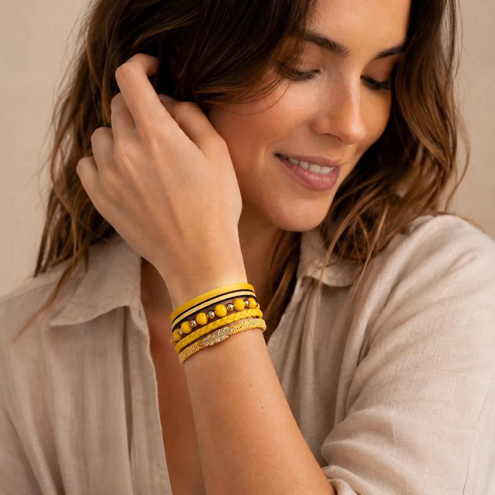Bracelet en cuir et perles naturelles végétales